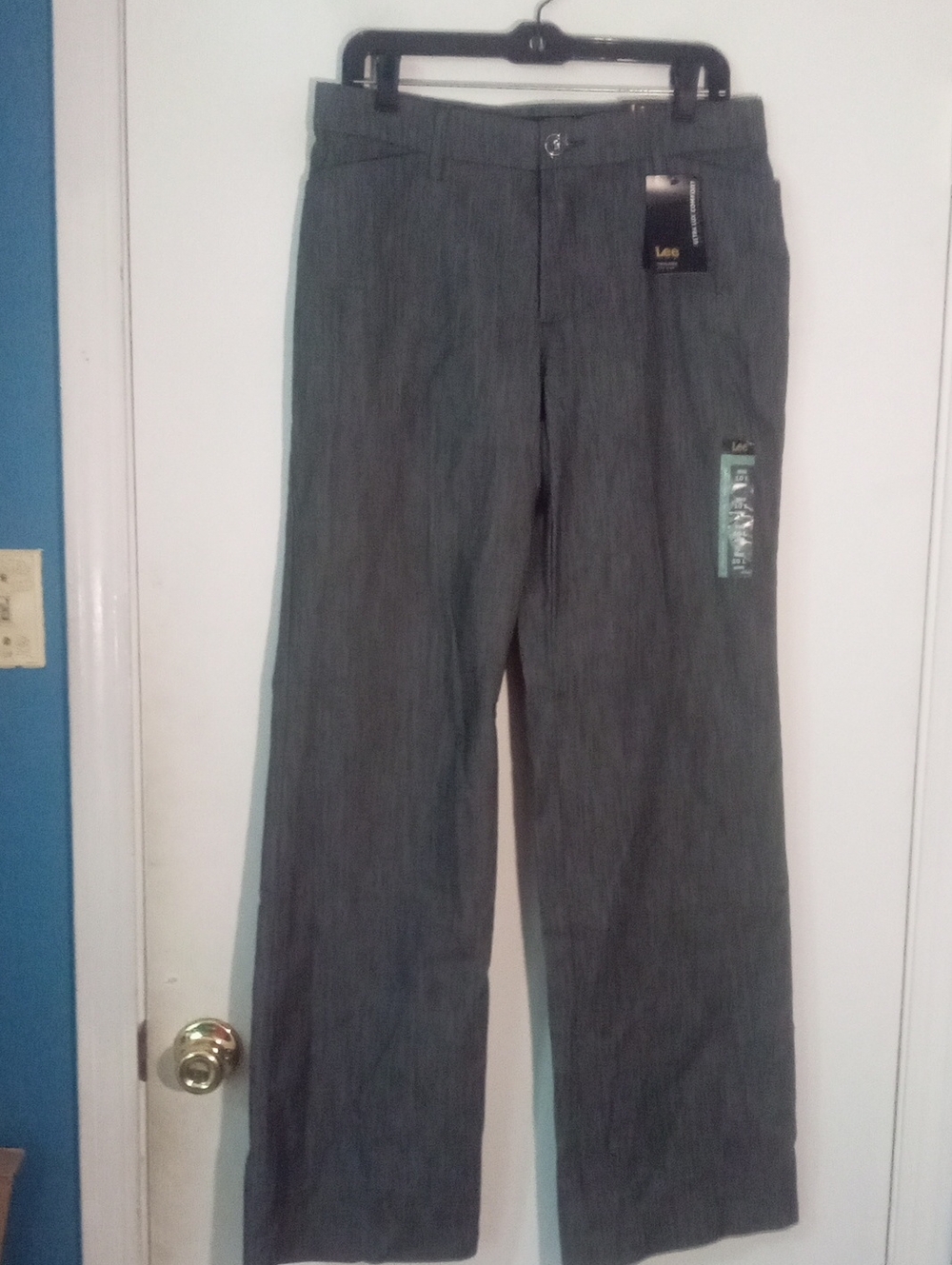 * Lee Ultra Lux Straight-Leg Trouser Pants 10 Long NWT $45